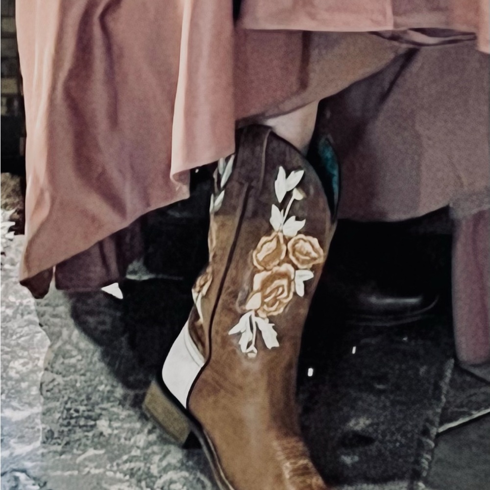 Ariat Brown Floral Embroidered Heeled Boots